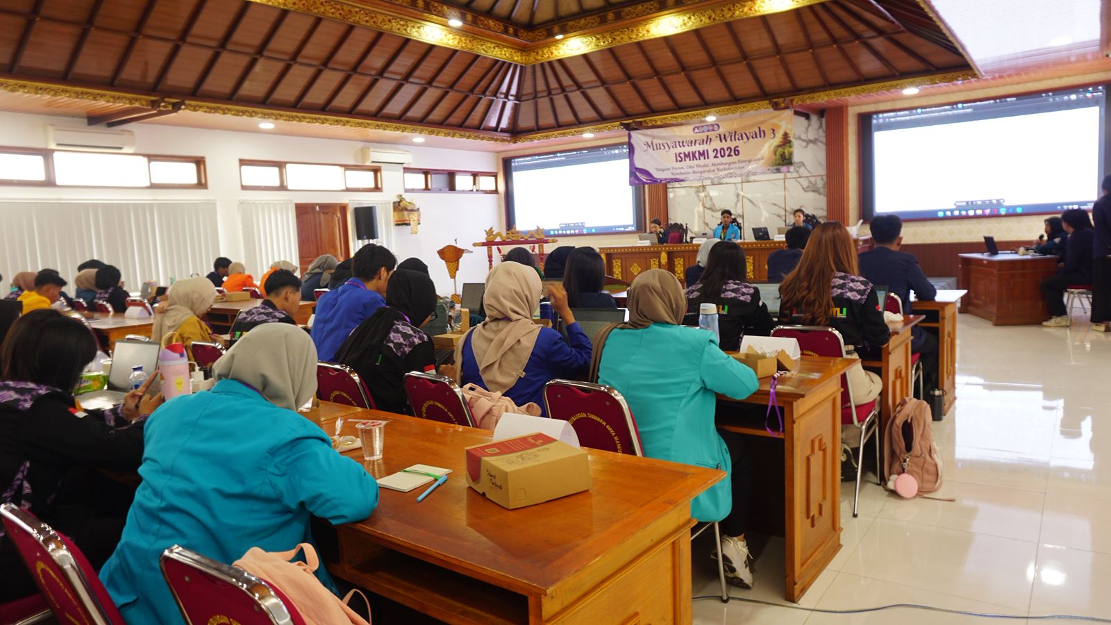 Sidang Pleno IV dan V